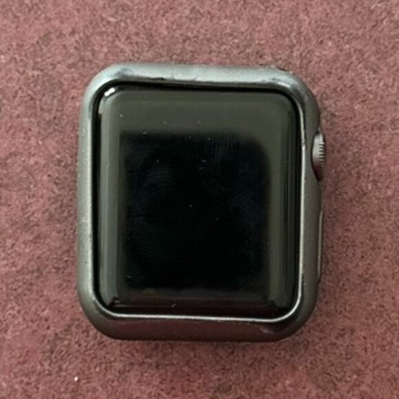 Apple iWatch series 3 - Picture 2 of 11